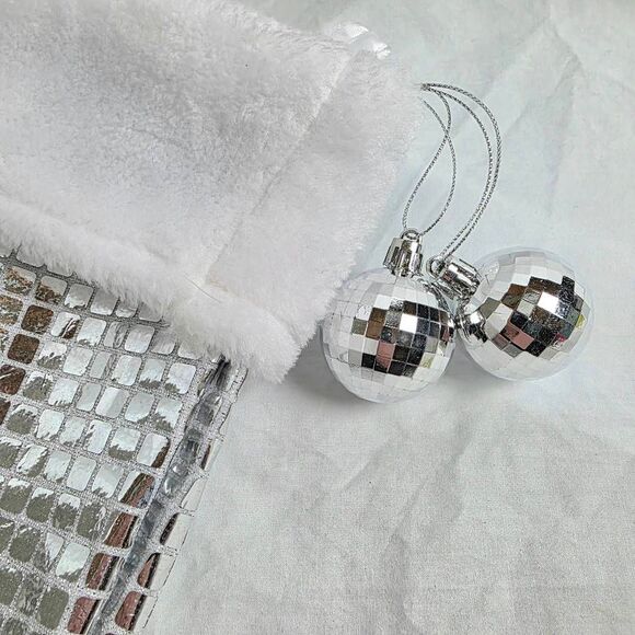 Silver Sequin Christmas Stocking White Faux Fur Top - Picture 4 of 4